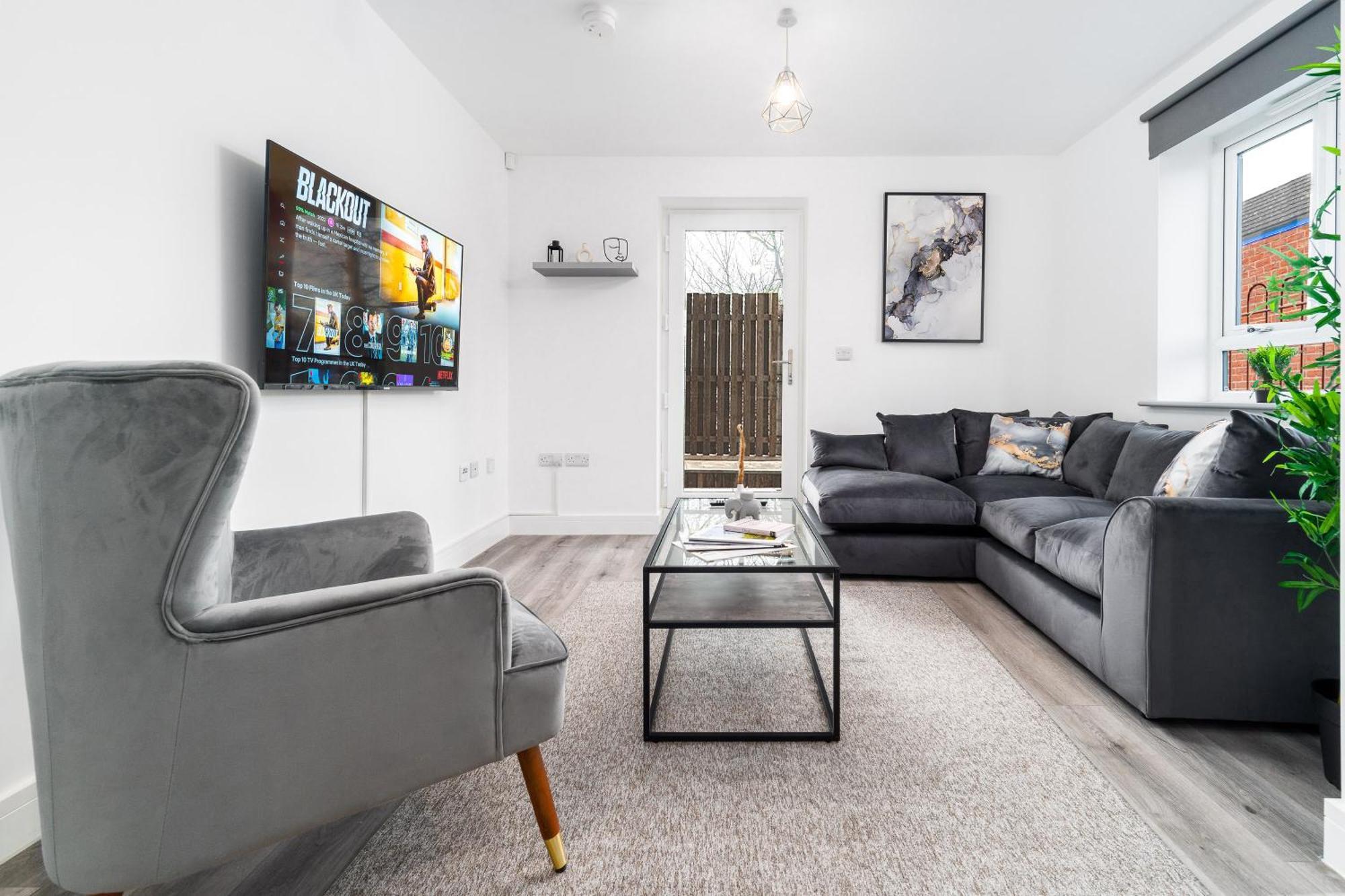 Luxury Apartment - 2 Bedrooms - Balcony - Parking - Netflix - Wifi - 7Mc 伯明翰 外观 照片